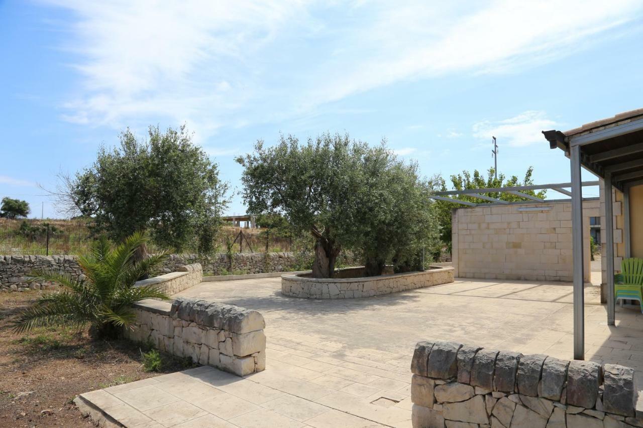Ville Vendicari Al Mare Reitani Exterior photo